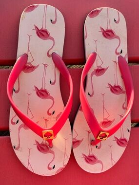 kate spade Pink Flamingo Print Flip Flop Casual Sandals with Gold Logo Size 9